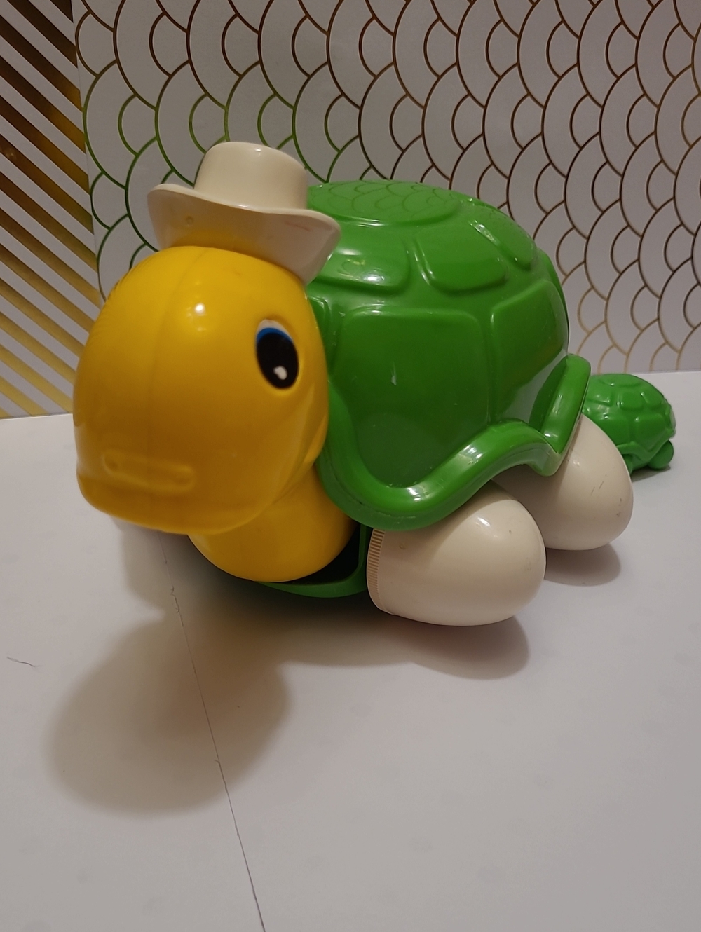 Vintage 1977 Fisher -Price Turtle ,FULLY FONCTIONAL AND WORKS PERFECTLY